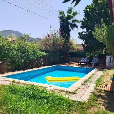 With Private Pool&garden&garage