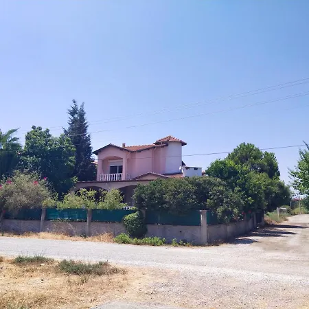 Casa de Férias With Private Pool&garden&garage *